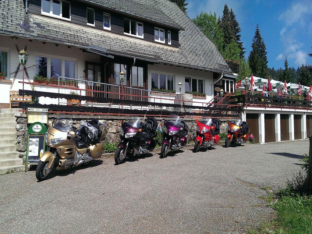 Klosterweiherhof Dachsberg im Schwarzwald Exterior photo